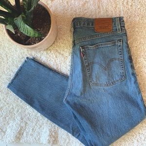 Levi’s Wedgie Jeans
